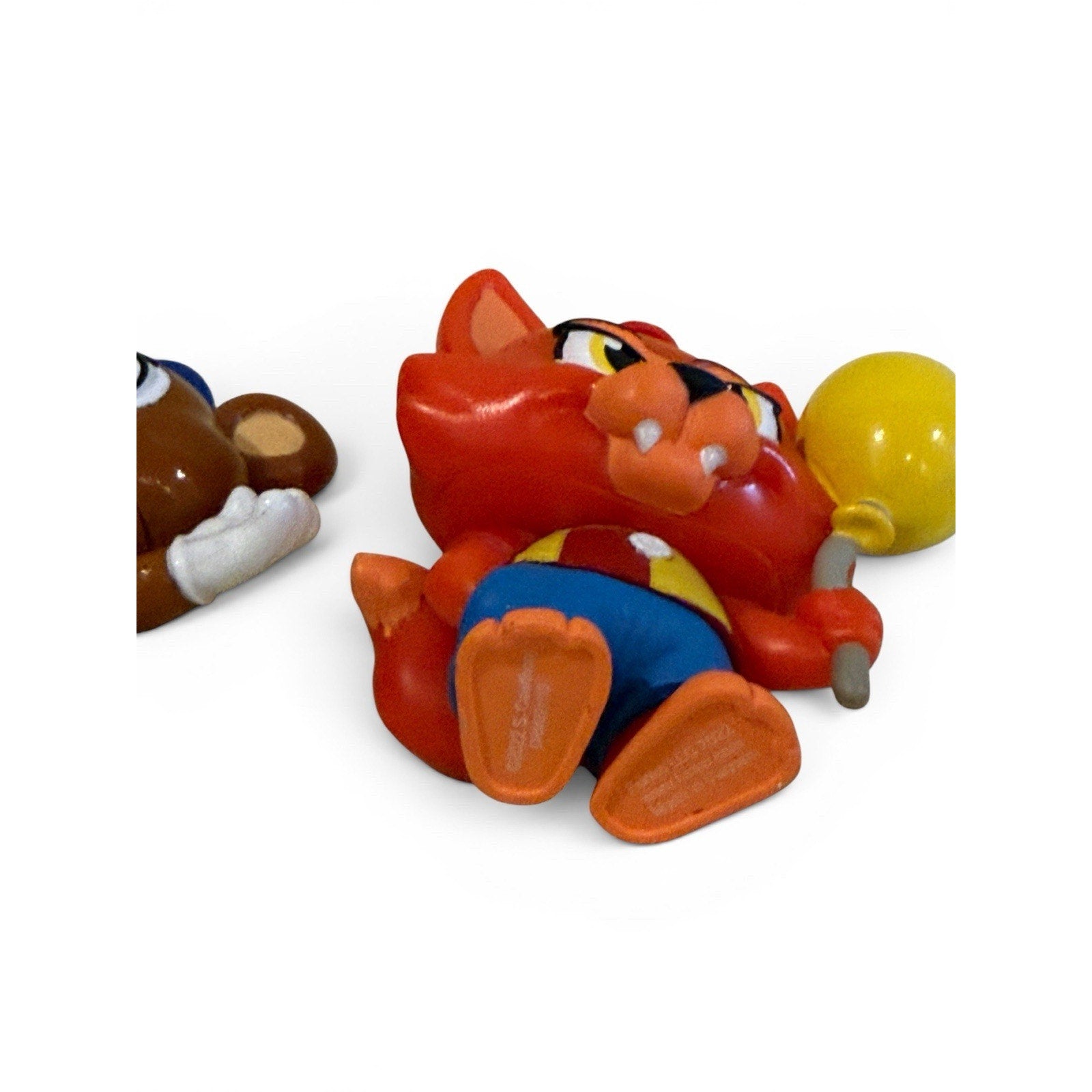 Five Nights at Freddy's Mini Clown Freddy & Baloon Foxy Figurines 2-Pack