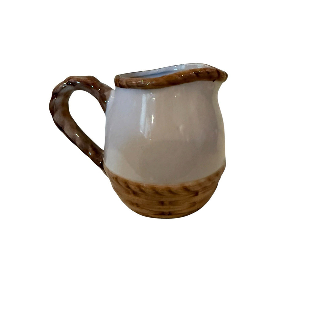 Lovely Vintage Alco Industries Apple Creamer