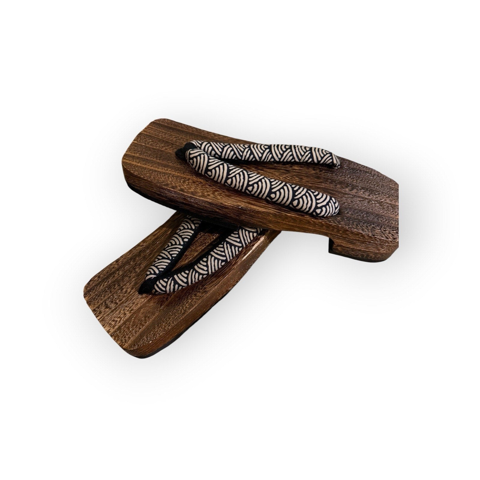 Japanese Men's Wooden Geta Sandals Traditional Footwear with Patterned Straps