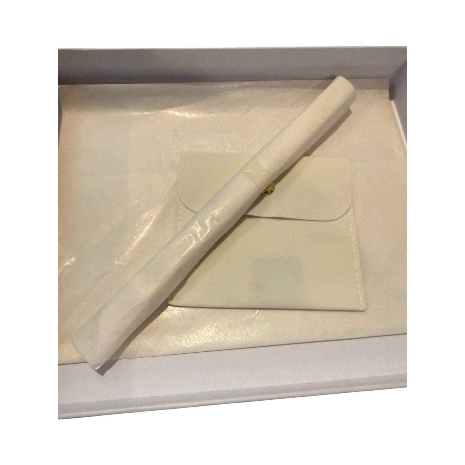 PANDORA Clutch Wristlet Purse Small White Ivory Patent NIB W/ Strap
