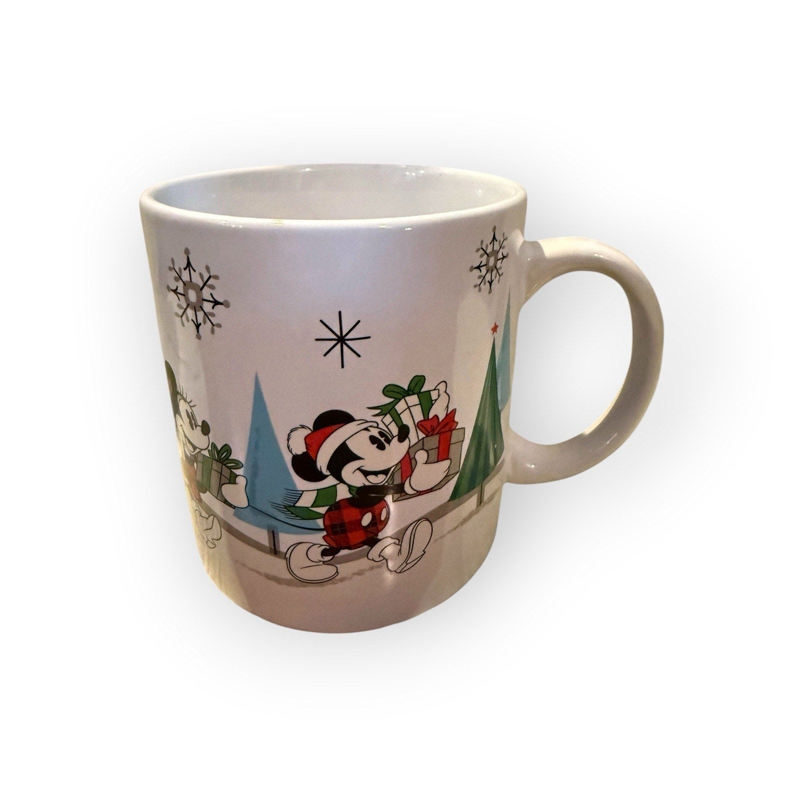 Disney Mickey & Friends Christmas 24oz Large Ceramic Coffee Mug Zrike Brands