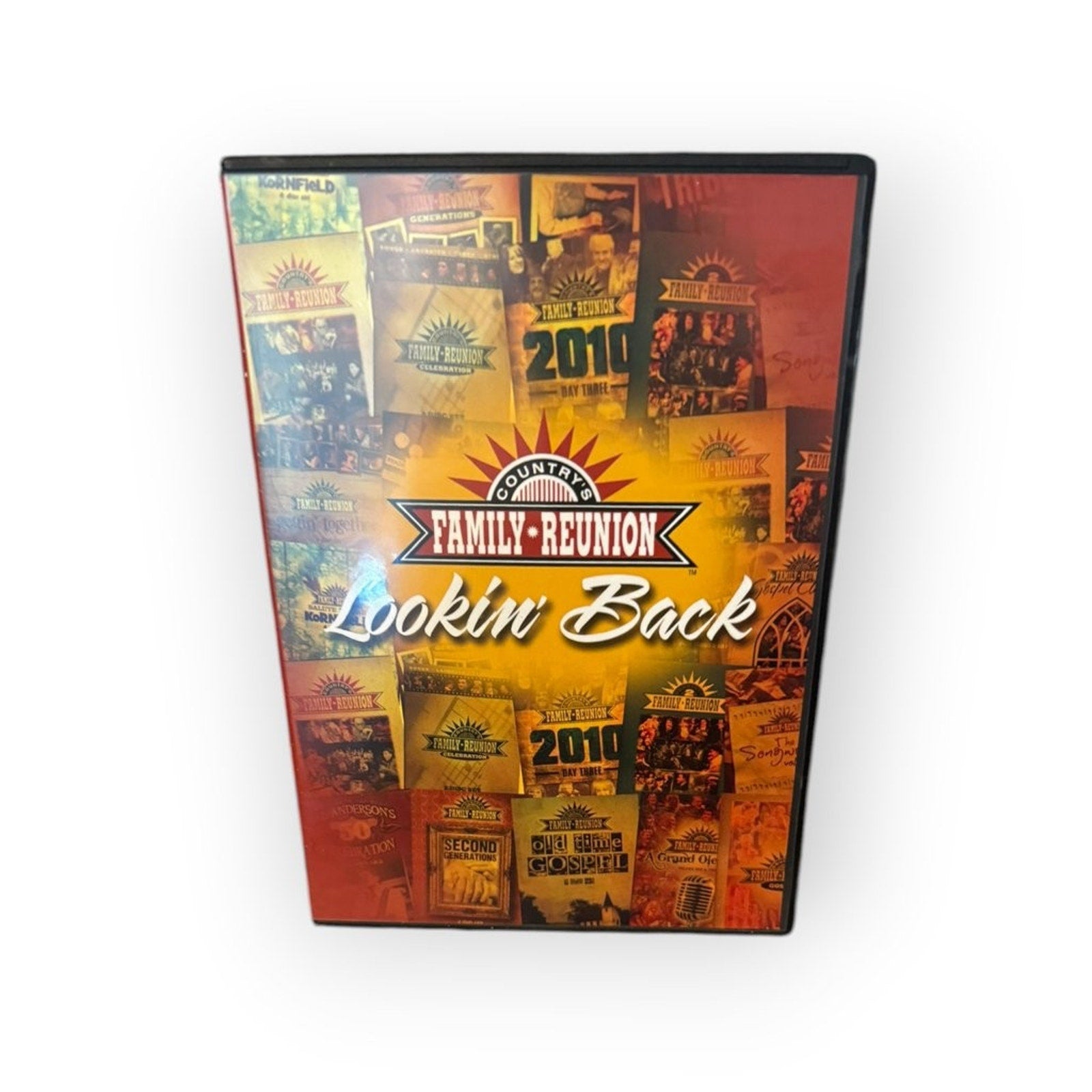 Country's Family Reunion Lookin Back DVD Set