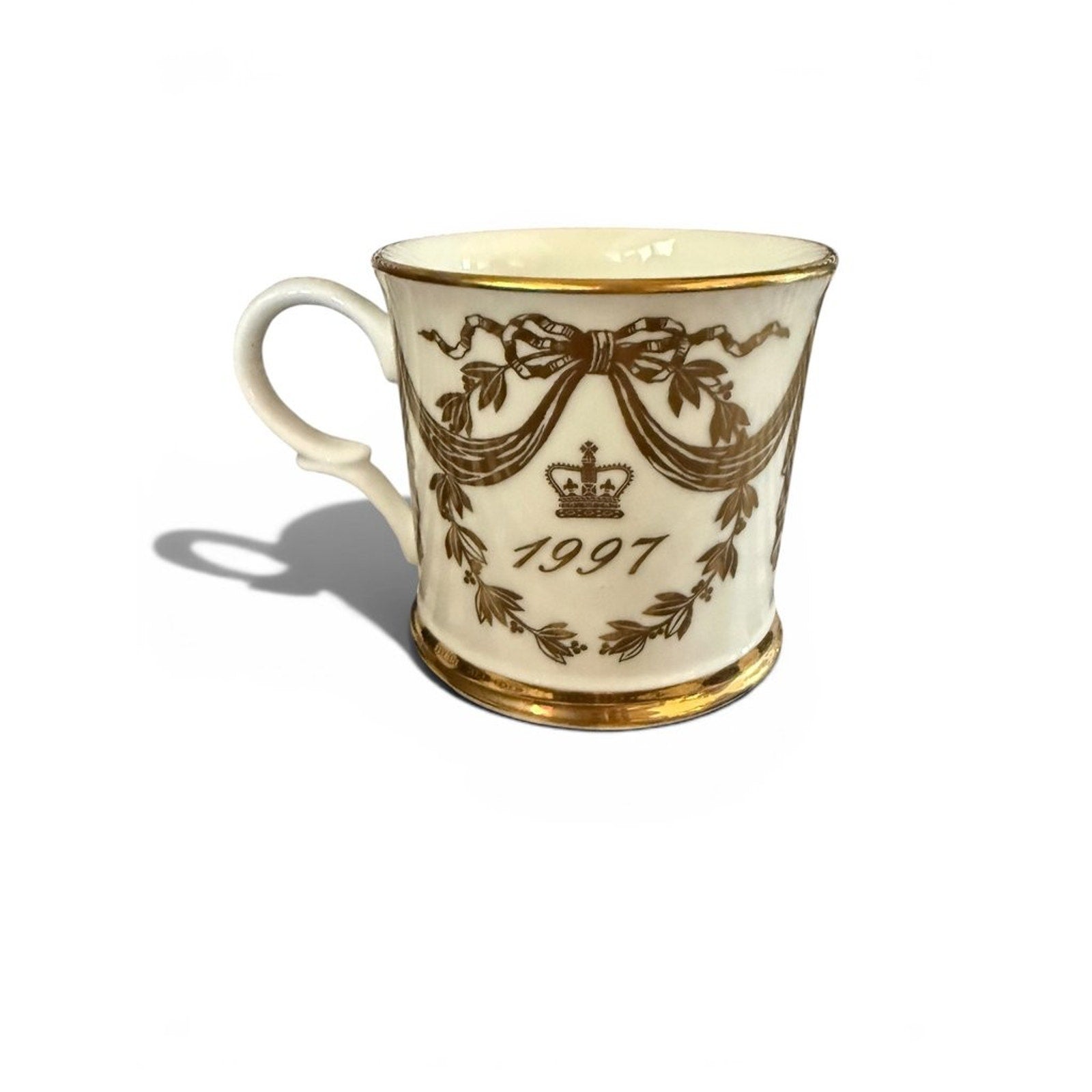 Buckingham Palace Commemorative Mug