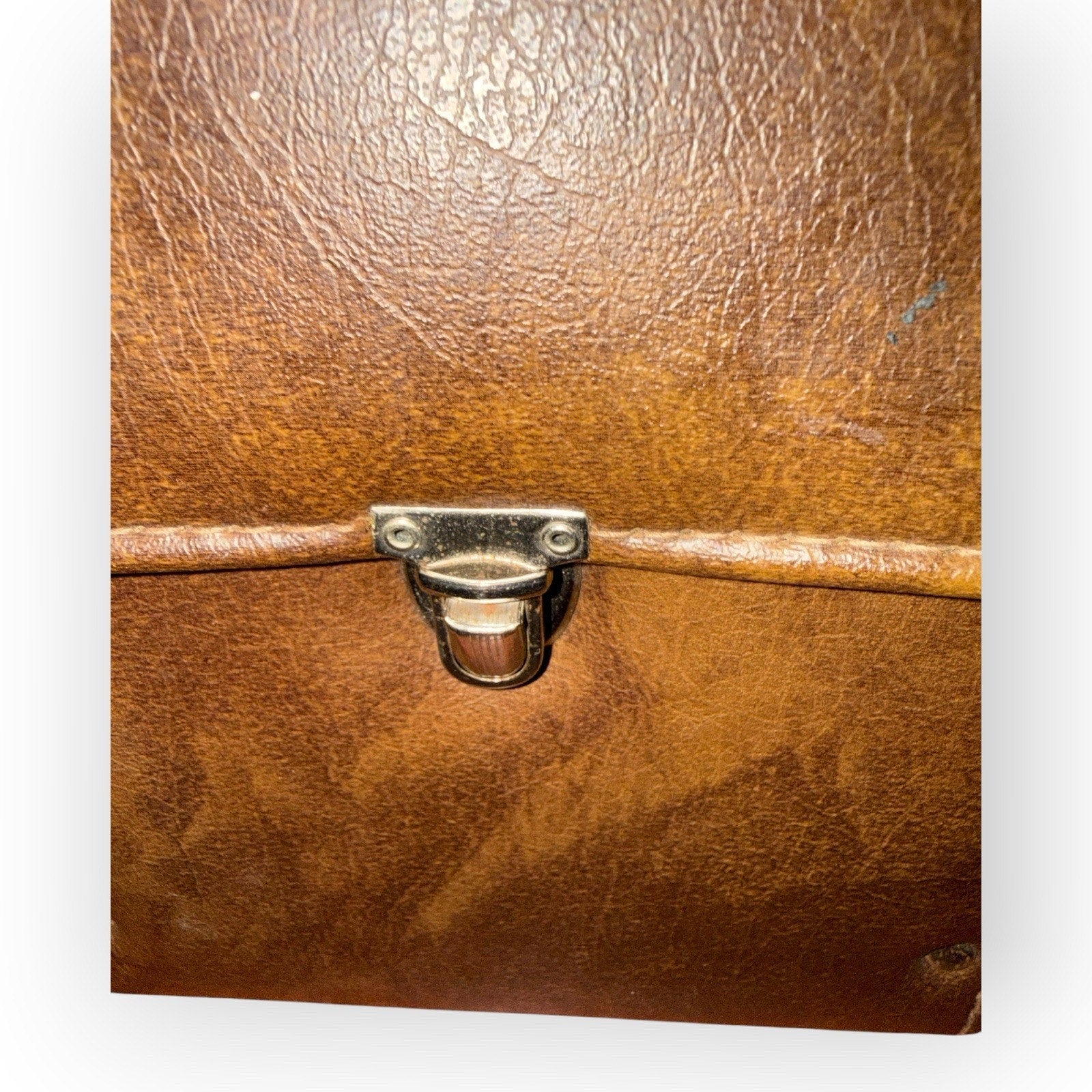 Diamond KP-25 Brown Leather Hard Case for Universal Camera with Strap