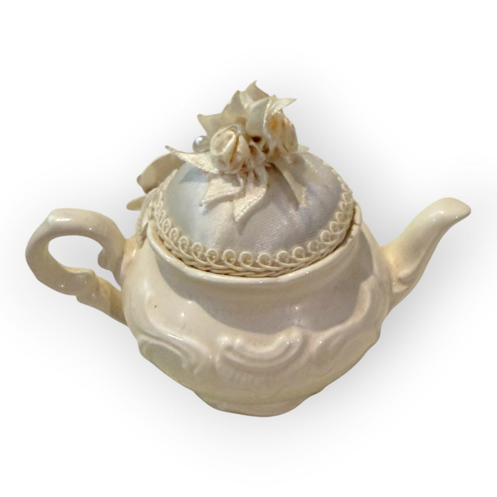 Vintage 1998 Mud Pie Victorian Blanc de Chine Teapot pincushion