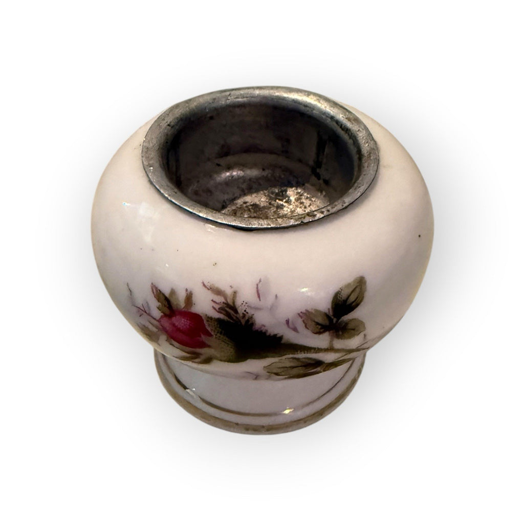 VINTAGE HAND PAINTED MOSS ROSE CIGARETTE LIGHTER HOLDER PAC JAPAN Stunning