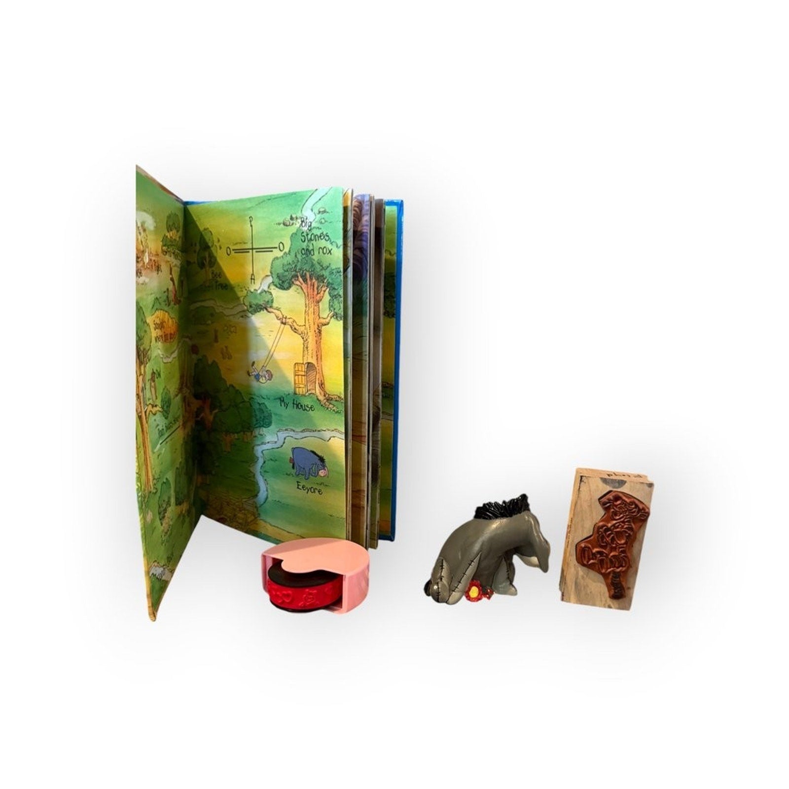 Disney's Winnie the Pooh Collectible Set