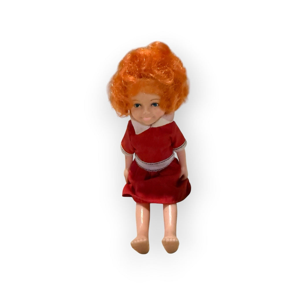 KNICKERBOCKER TOYS LITTLE ORPHAN ANNIE DOLL 6" Tall - The World of Annie 1982